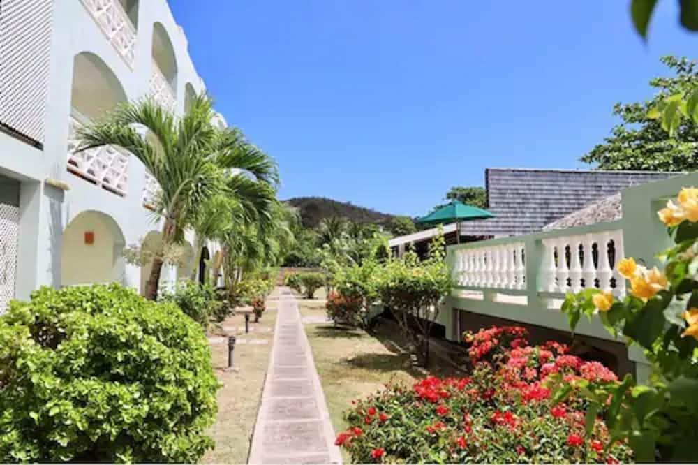 Kalinago Beach Resort St. George's Exterior photo