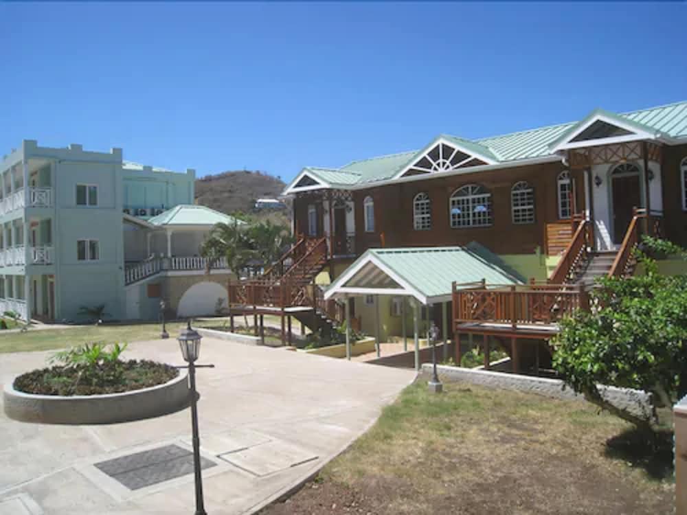 Kalinago Beach Resort St. George's Exterior photo