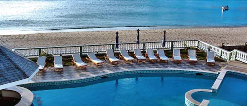 Kalinago Beach Resort St. George's Exterior photo